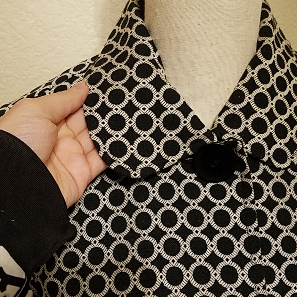 Cropped Jacket - Picture 3 of 7